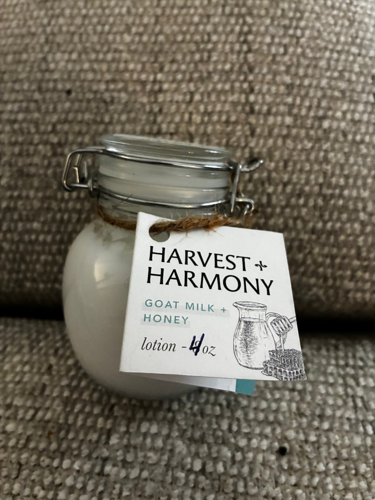 Harvest Harmony: Goat Milk and Honey Lotion